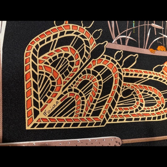 Hermes Libres Comme L'Air Hermes silk scarf - Picture 2 of 16